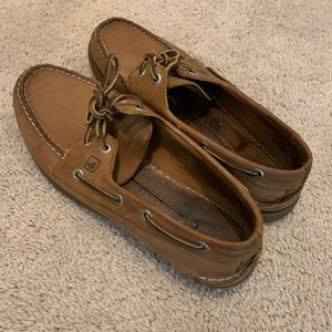 Sperry boat shoes